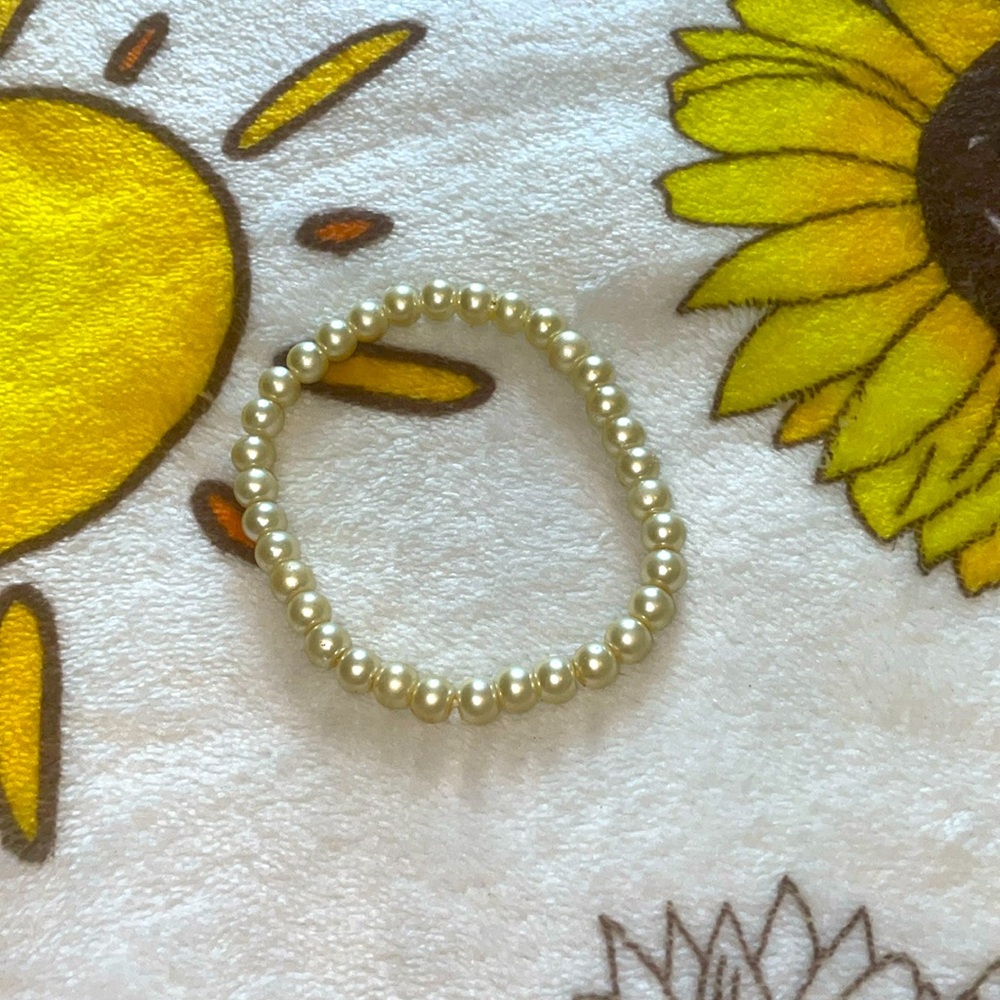 Gold Pearl Bracelet